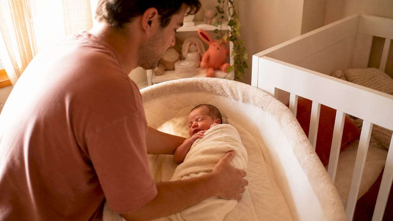bassinet vs cot